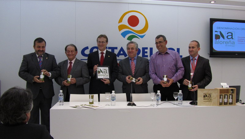 La Aceituna Alore�a de M�laga con Denominaci�n de Origen Protegida visita FITUR 2011